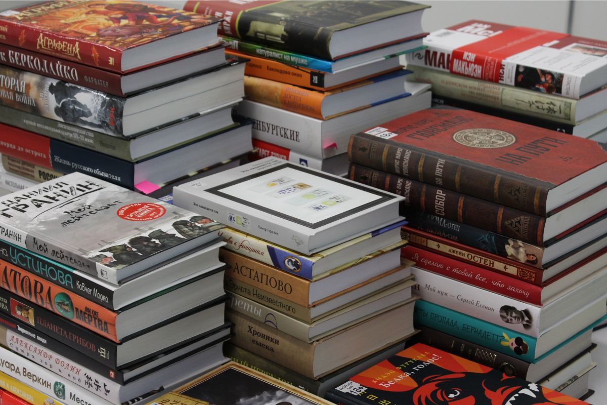 How Many Books Has James Patterson Written?